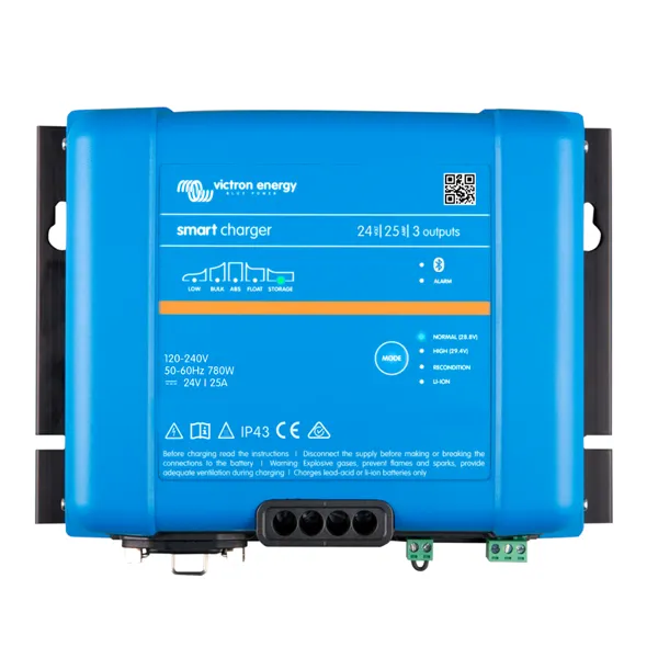 Nabíječka Victron Energy Smart IP43 Charger 24V/25A(3)