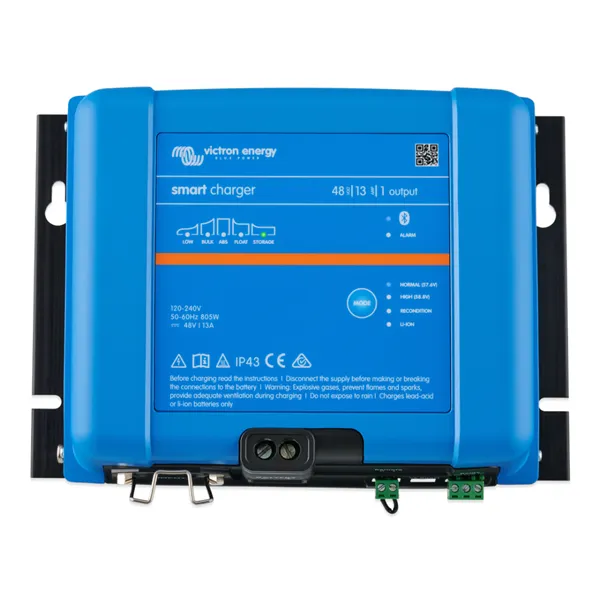 Nabíječka Victron Energy Smart IP43 Charger 48/13 (1)
