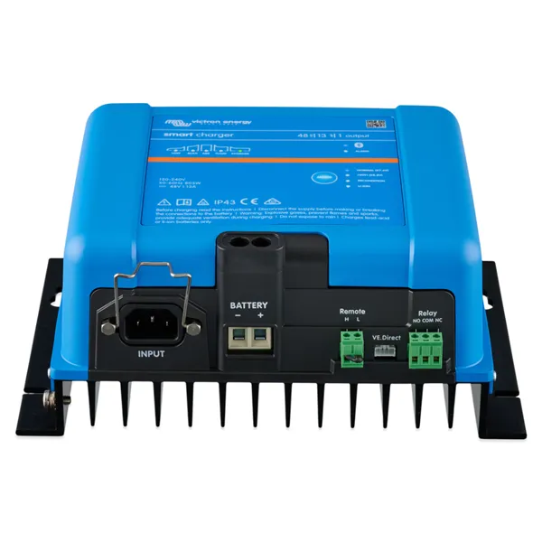 Nabíječka Victron Energy Smart IP43 Charger 48/13 (1)